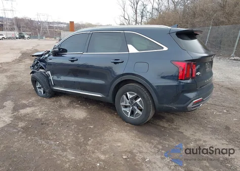 2021 Kia Sorento Hybrid Ex z USA, uszkodzony, nr VIN KNDRH4LG9M5045222